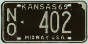 Kansas 1969 car license plate Neosho county #NO-402