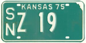 Kansas 1975 car license plate Shawnee county #SN Z-19